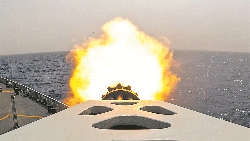 远海砺剑淬锋芒，海军第四十一批护航编队协同训练掠影